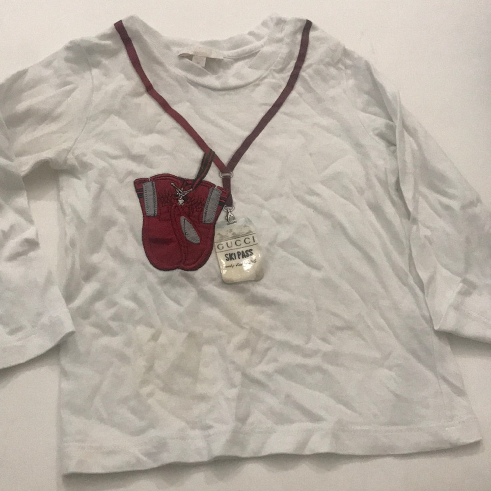 White long sleeve tee